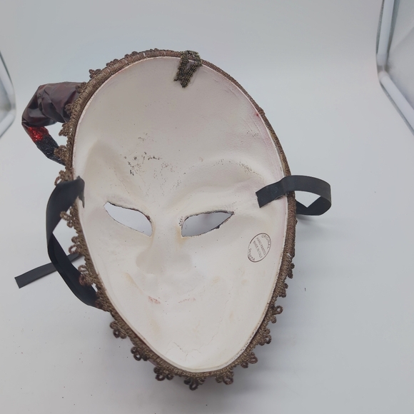 Venezia Italian Hand Painted Red and Black Devil Mask - Picture 5 of 6